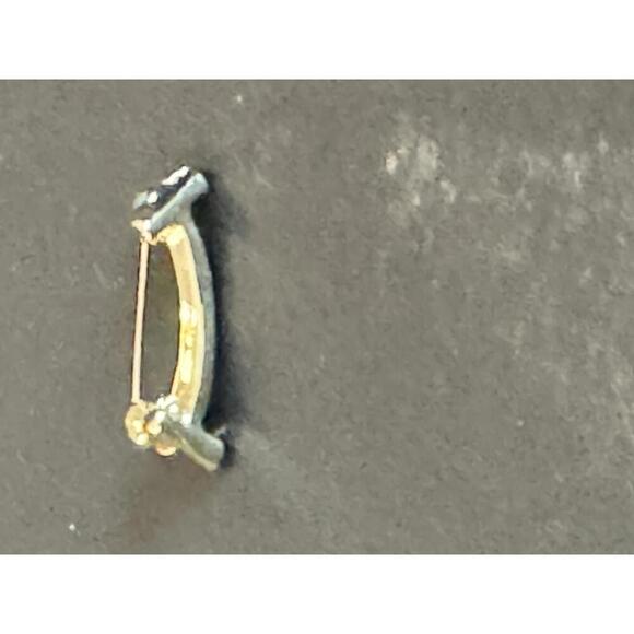 Vintage Gold Safety Pin Brooch - Picture 1 of 3